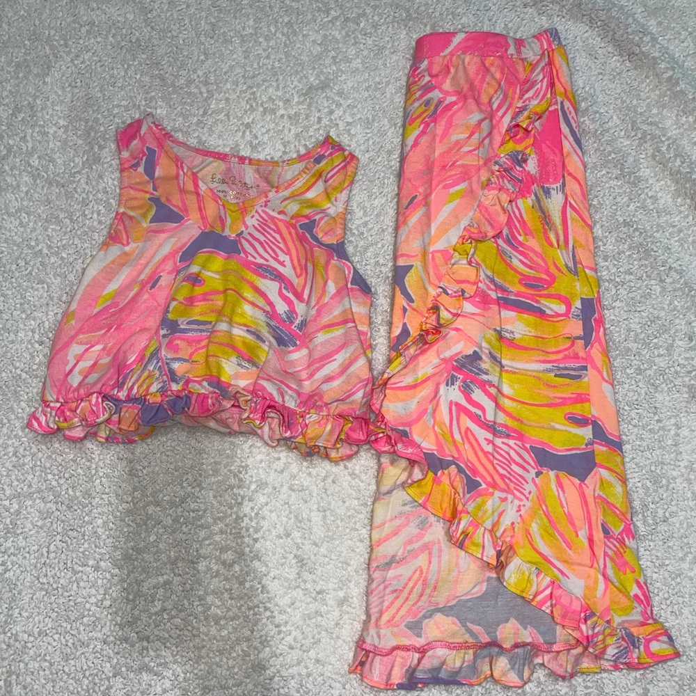 Girls Lilly Pulitzer top and skirt set.